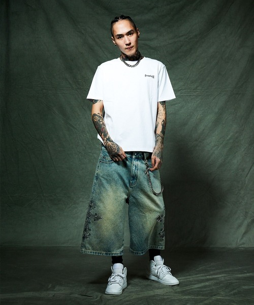 SUPPLIER(サプライヤー)の「デニムショーツ|Royal Cross Rhinestone Baggy Denim Shorts|SUPPLIER(デニムパンツ・メンズ・ブラック/ブルー・SMALL/X-LARGE/MEDIUM)」の13枚目の写真
