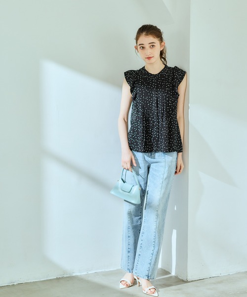 12Twelve Agenda(トゥエルブ アジェンダ)の「アソート柄ピンタックフリルスリーブブラウス(シャツ/ブラウス・レディース・オフホワイト/ブラック/ホワイト系その他・M)」の11枚目の写真