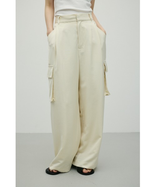 STYLEMIXER(スタイルミキサー)の「サテンカーゴパンツ(カーゴパンツ・レディース・ブラック/アイボリー/カーキ・SMALL/MEDIUM)」の2枚目の写真