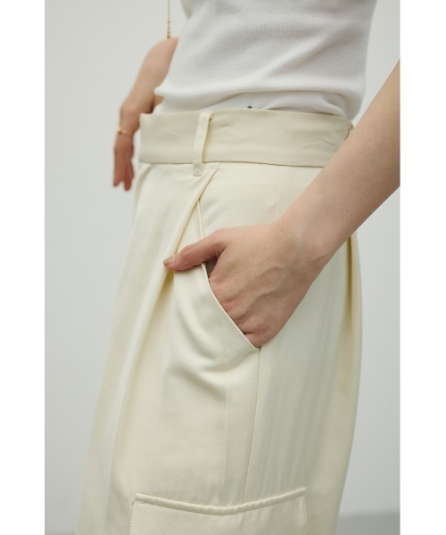 STYLEMIXER(スタイルミキサー)の「サテンカーゴパンツ(カーゴパンツ・レディース・ブラック/アイボリー/カーキ・SMALL/MEDIUM)」の6枚目の写真