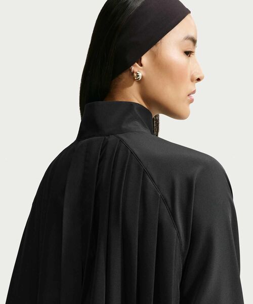 NIKE(ナイキ)の「ナイキ スポーツウェア ウィメンズ オーバーサイズド リングスリーブ プリーツ ミニ ドレス / Nike Sportswear Women's Oversized Long-Sleeve Pleated Mini Dress IF0559-010 Black(ワンピース・レディース・ブラック・S/XS/XL)」の4枚目の写真