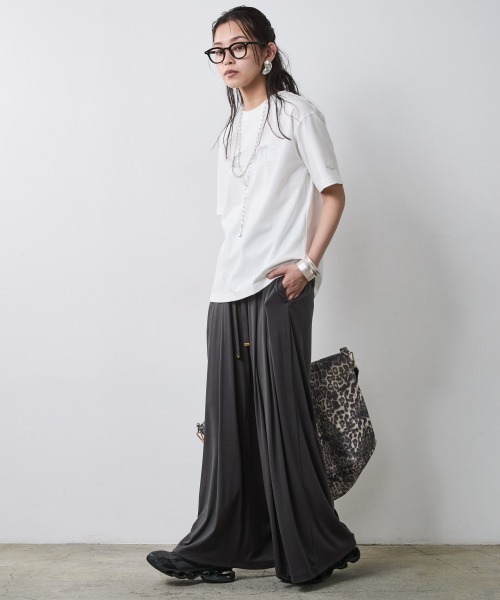 CHIC STYLE(シックスタイル)の「リュックスコンフォートカットソーパンツ<大きいサイズ有>シックスタイル(その他パンツ・レディース・チャコール/ダークブラウン・5L/4L/3L/LL/L/M)」の21枚目の写真