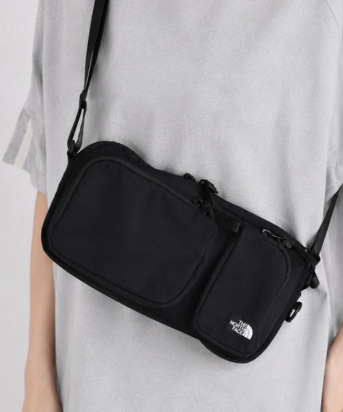 THE NORTH FACE(ザノースフェイス)の「【韓国限定・日本未入荷】 THE NORTH FACE URBAN 2POCKET CROSSBAG / ノースフェイス アーバン2ポケット クロスバッグ(ショルダーバッグ・メンズ・ライトベージュ/ブラック・FREE)」の1枚目の写真