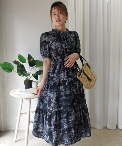 CORNERS（コーナーズ）の「トワル柄ティアードワンピース（ワンピース・レディース・ホワイト/ネイビー/ホワイト系その他・M）」の9枚目の写真