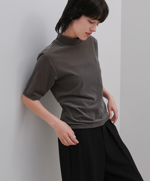 select MOCA(セレクトモカ)の「プチハイネックライトベロアTシャツ(Tシャツ/カットソー・レディース・ブラウン/チャコールグレー/ブラック・FREE)」の8枚目の写真