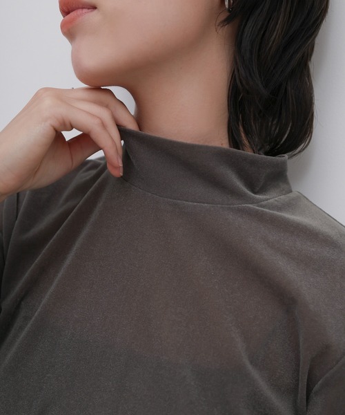 select MOCA(セレクトモカ)の「プチハイネックライトベロアTシャツ(Tシャツ/カットソー・レディース・ブラウン/チャコールグレー/ブラック・FREE)」の9枚目の写真