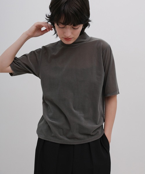select MOCA(セレクトモカ)の「プチハイネックライトベロアTシャツ(Tシャツ/カットソー・レディース・ブラウン/チャコールグレー/ブラック・FREE)」の15枚目の写真
