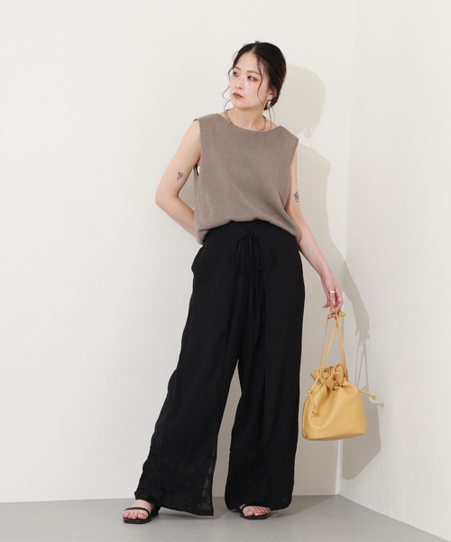hunch(ハンチ)の「hunch 裾刺繍入りラップパンツ(その他パンツ・レディース・オフホワイト/ブラック・FREE)」の11枚目の写真