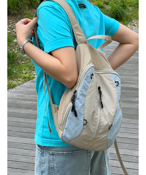 Salad bowls（サラダボール）の「503 LIP LIGHT BACKPACK [BEIGE]（バックパック/リュック・レディース・Beige・FREE）」の11枚目の写真