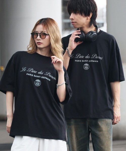 PARIS SAINT-GERMAIN(パリサンジェルマン)の「【Paris Saint-Germain/パリサンジェルマン】アソートロゴ アートワークデザイン 半袖Tシャツ(Tシャツ/カットソー・メンズ・ブラック系1/ホワイト系3/ホワイト系1/ブラック系3/ブラック系2/ホワイト系2/ブラウン系3/ブラウン系1/ブラウン系2・M/L/XL)」の5枚目の写真