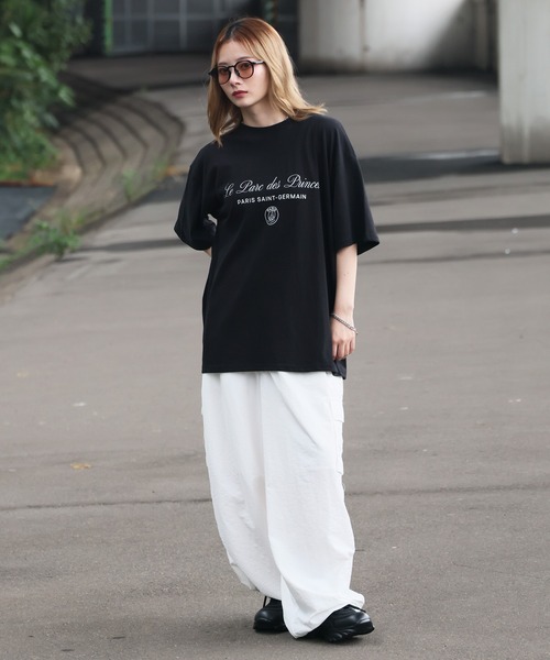 PARIS SAINT-GERMAIN(パリサンジェルマン)の「【Paris Saint-Germain/パリサンジェルマン】アソートロゴ アートワークデザイン 半袖Tシャツ(Tシャツ/カットソー・メンズ・ブラック系1/ホワイト系3/ホワイト系1/ブラック系3/ブラック系2/ホワイト系2/ブラウン系3/ブラウン系1/ブラウン系2・M/L/XL)」の19枚目の写真