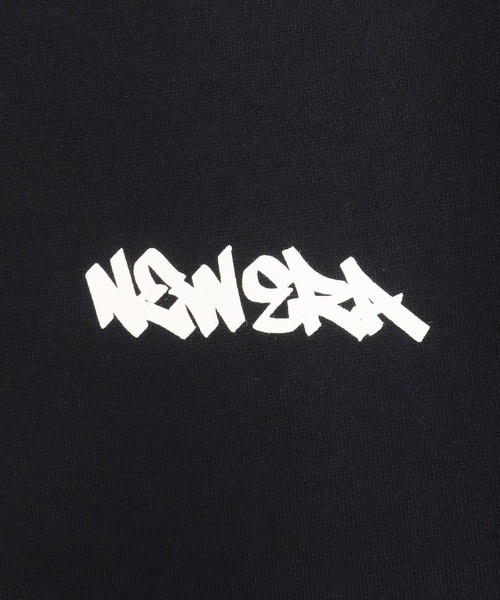 NEW ERA(ニューエラ)の「ニューエラ スウェットパーカー グラフィティロゴ(パーカー・メンズ・ブラウン/グレー/ブラック・XXL/XL/L/M/S)」の14枚目の写真