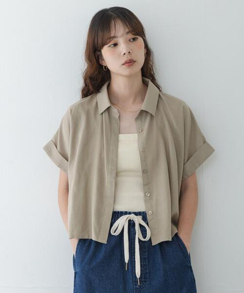 URBAN RESEARCH Sonny Label(アーバンリサーチサニーレーベル)の「リネン混クロップドドルマンシャツ(シャツ/ブラウス・レディース・ネイビー/ベージュ/ホワイト系その他・FREE)」の15枚目の写真