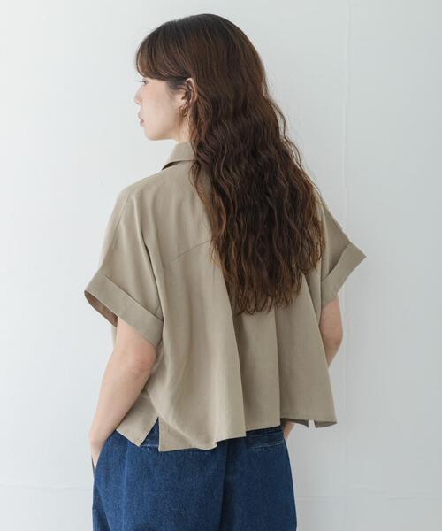 URBAN RESEARCH Sonny Label(アーバンリサーチサニーレーベル)の「リネン混クロップドドルマンシャツ(シャツ/ブラウス・レディース・ネイビー/ベージュ/ホワイト系その他・FREE)」の17枚目の写真