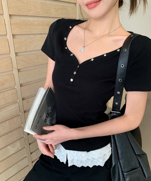 gossip!ロサンゼルス(ゴシップロサンゼルス)の「「Y2Kガーリー」 スタッズ ヘンリーネック星モチーフ タイトTシャツ 半袖(Tシャツ/カットソー・レディース・ブラック・M)」の10枚目の写真