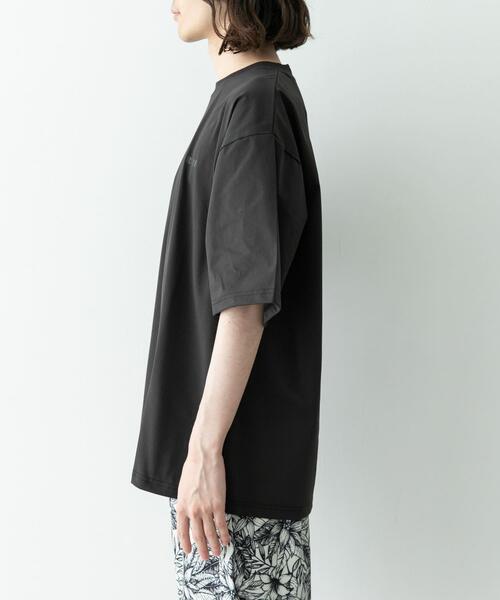 REEF(リーフ)の「REEF 1POINT LOGO RASH SHORT-SLEEVE T-SHIRTS(Tシャツ/カットソー・メンズ・ブラック/ホワイト・LARGE/MEDIUM)」の6枚目の写真