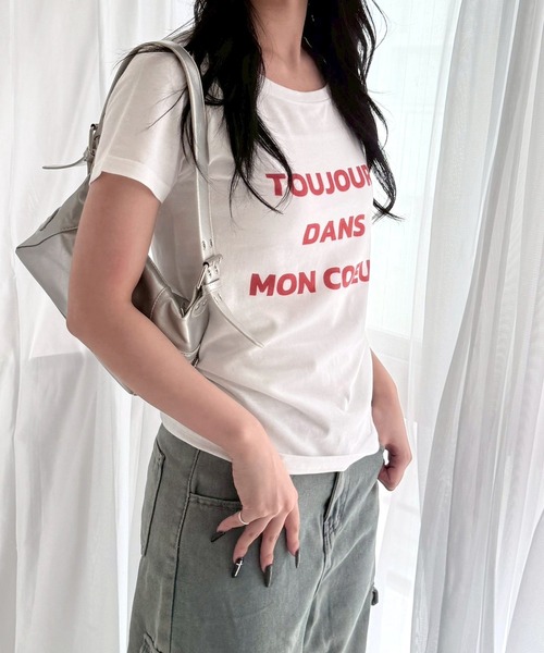 cuorequal（クオレコール）の「テキストカジュアルプリントショート丈半袖Tシャツ（Tシャツ/カットソー・レディース・ホワイト・WM）」の6枚目の写真