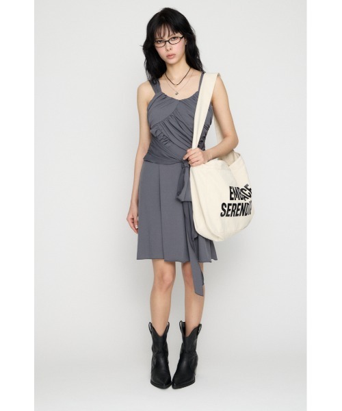 LAGUA GEM（ラグアジェム）の「OVERLAP TIE ミニワンピース（ワンピース・レディース・グレー/ブラック・SMALL/MEDIUM）」の10枚目の写真