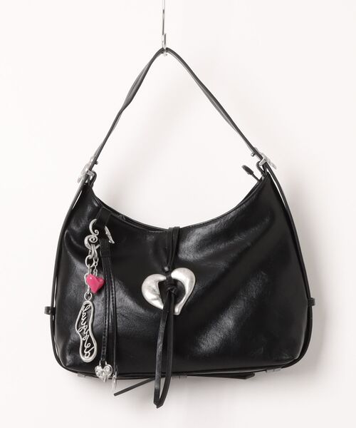 Desigual(デシグアル)の「Heart Metal Shoulder Bag/ハートメタル ショルダーバッグ ブラック(ショルダーバッグ・レディース・ブラック・FREE)」の6枚目の写真