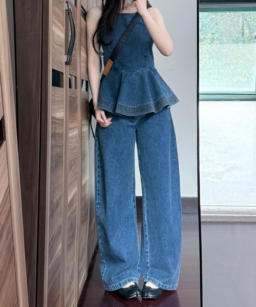 FLINEA（フリネア）の「デニムノースリーブトップス+パンツセットアップ（セットアップ・レディース・ブルー・M/S/L）」の2枚目の写真