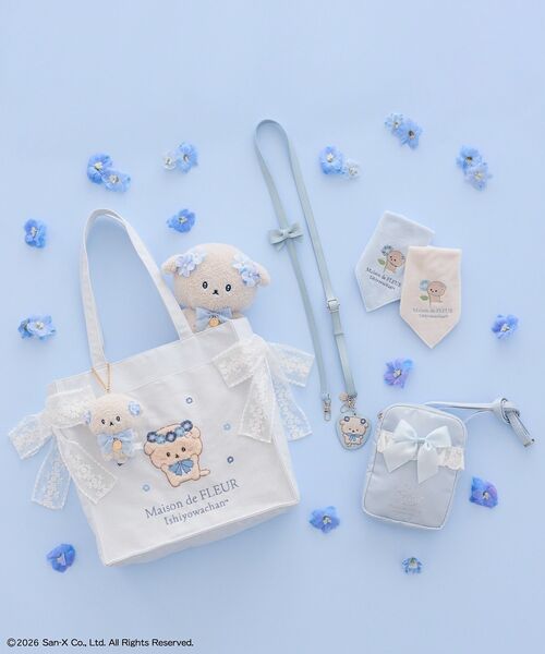 Maison de FLEUR(メゾンドフルール)の「いしよわちゃん ショルダー刺繍チャーム(スマホグッズ・レディース・ブルー・FREE)」の5枚目の写真