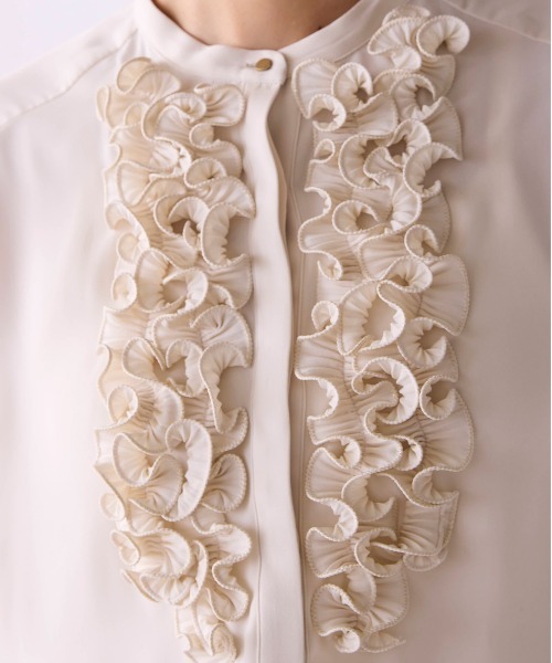 Marilyn Moon(マリリンムーン)の「crystal pleats satin shirt(シャツ/ブラウス・レディース・ネイビー/アイボリー/ベージュ系その他/オリーブ・FREE)」の7枚目の写真