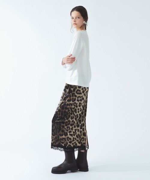 Ray BEAMS(レイビームス)の「天竺 クルーネック Tシャツ(Tシャツ/カットソー・レディース・ホワイト/ブラック/グレー・ONE SIZE)」の10枚目の写真