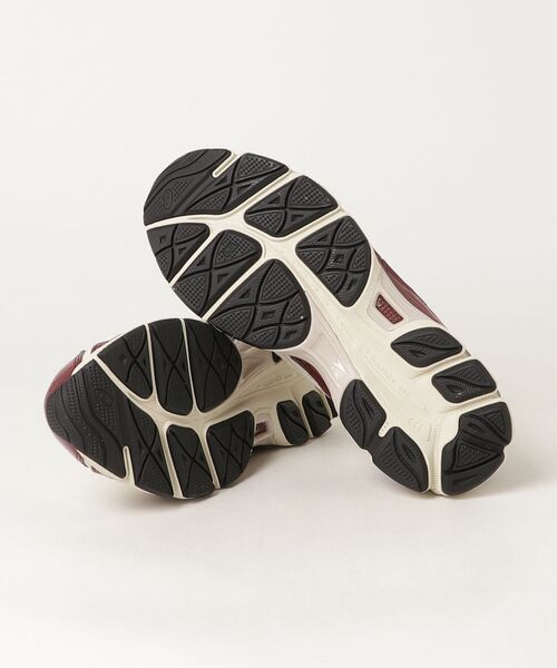 ASICS(アシックス)の「GEL-NYC / ゲルエヌワイシー(スニーカー・メンズ・ホワイト×レッド・26/27/25.5/23.5/23/25/24/28/24.5/27.5/26.5/28.5)」の10枚目の写真