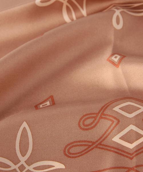 BEAUTY&YOUTH UNITED ARROWS（ビューティーアンドユースユナイテッドアローズ）の「BY manipuri シルクスカーフ◆（バンダナ/スカーフ・レディース・ホワイト/ベージュ/ネイビー・FREE）」の6枚目の写真