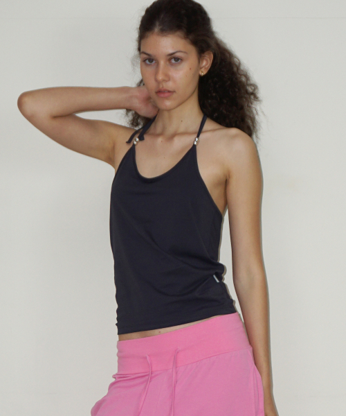 THIRSTYCLUB(サースティークラブ)の「Basic beads halter sleeveless - Charcoal(Tシャツ/カットソー・レディース・その他・FREE)」の3枚目の写真