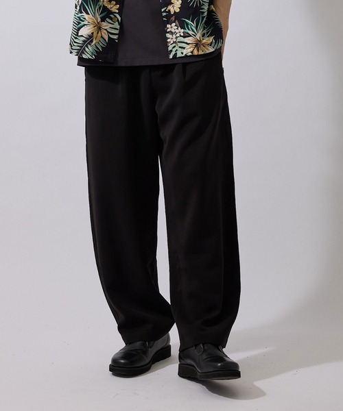 le cercle ADAM ET ROPE'(ルセルクルアダムエロペ)の「ストレッチドライツイルバレルパンツ/セットアップ対応(その他パンツ・メンズ・ブラック/ブラウン・LL/M/L)」の18枚目の写真