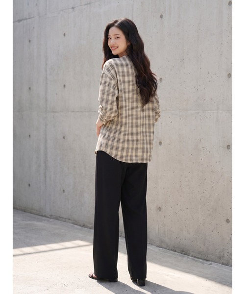 Sew loop(ソーループ)の「チョーカーネックセンタースリットチェック長袖ブラウス(シャツ/ブラウス・レディース・ブラック/ホワイト・FREE)」の4枚目の写真