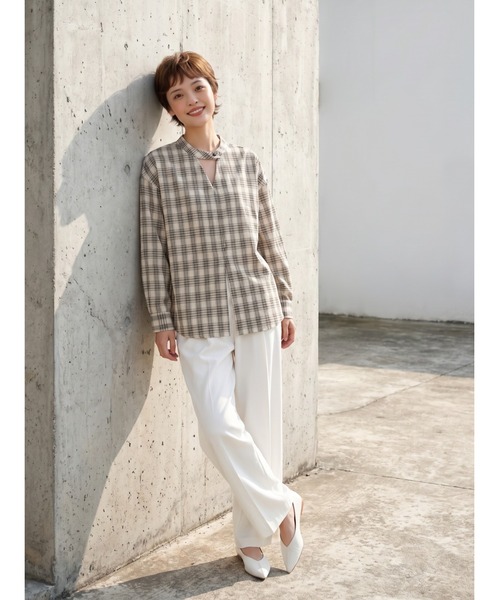 Sew loop(ソーループ)の「チョーカーネックセンタースリットチェック長袖ブラウス(シャツ/ブラウス・レディース・ブラック/ホワイト・FREE)」の9枚目の写真