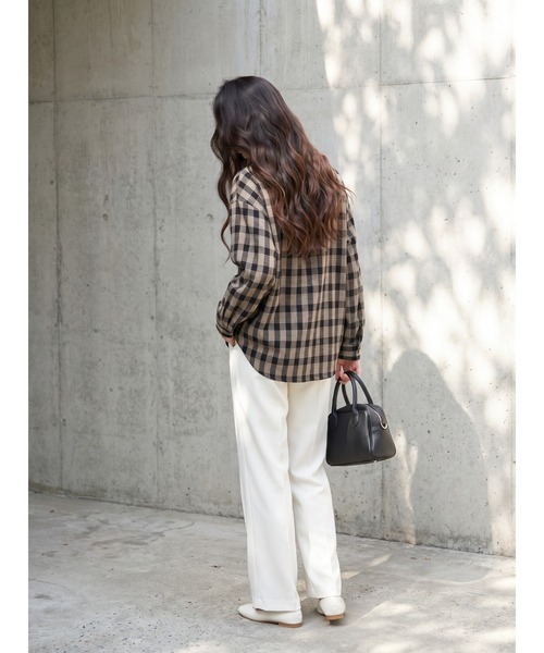 Sew loop(ソーループ)の「チョーカーネックセンタースリットチェック長袖ブラウス(シャツ/ブラウス・レディース・ブラック/ホワイト・FREE)」の14枚目の写真