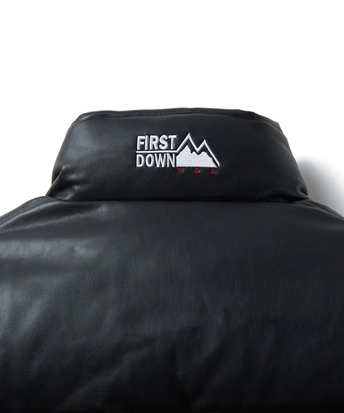 FIRST DOWN（ファーストダウン）の「FIRST DOWN USA (ファーストダウン) BUBBLE DOWN JKT COLOR LEATHER バブル ダウンジャケット ブラック 合皮 メンズ F242025（ダウンジャケット/コート・メンズ・ブラック・L/M/LL）」の4枚目の写真