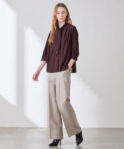 MACKINTOSH LONDON(マッキントッシュ ロンドン)の「キュプラポリエステルストレートワイドパンツ(その他パンツ・レディース・ブラック/ベージュ・36/38/40)」の4枚目の写真