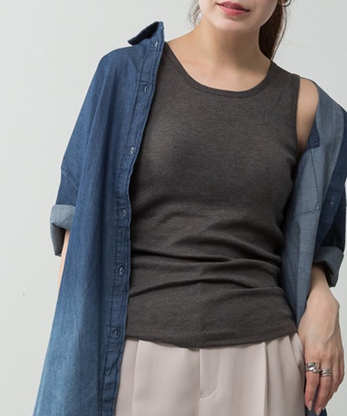 ElegChic(エレグシック)の「カップ付きコットンフライスタンクトップ(タンクトップ・レディース・チャコールグレー/オフホワイト/カーキ/ブラック/ネイビー/グレイッシュベージュ/杢グレー・L/4L/M/XL/XXL)」の4枚目の写真