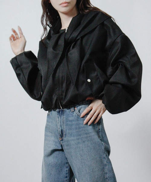 Social GIRL(ソーシャルガール)の「【セット商品】スカーフ付き ノーカラーブルゾン(ブルゾン・レディース・ブラック/ベージュ/ブラウン・M)」の2枚目の写真
