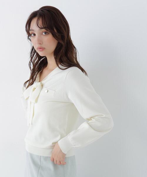 NATURAL BEAUTY BASIC(ナチュラルビューティーベーシック)の「天竺ボウタイニット(ニット/セーター・レディース・ブルー/ネイビー/オフホワイト・FREE)」の9枚目の写真