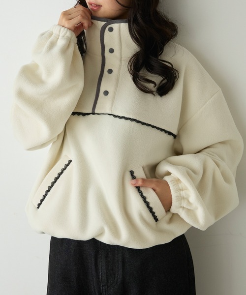 forksy.(フォルクシー)の「【forksy.】配色レース フリース アノラックプルオーバー(スウェット・レディース・グレー/ブラック系/アイボリー/ライトブルー・FREE)」の2枚目の写真
