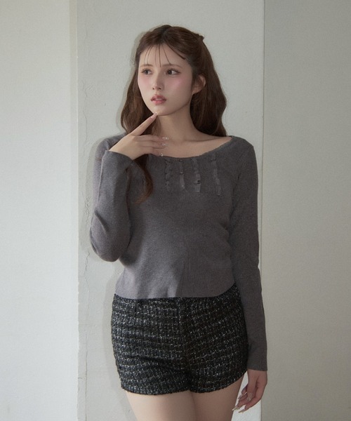 TITTY&CO.(ティティーアンドコー)の「フロントフリルリブニット(ニット/セーター・レディース・グレー/チャコールグレー・FREE)」の9枚目の写真
