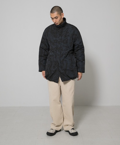 EKAL(エカル)の「PRIMALOFT インサレーションシャツブルゾン(ダウンジャケット/コート・メンズ・チャコールグレー/ブラック/ブラック系その他・LARGE/MEDIUM)」の4枚目の写真