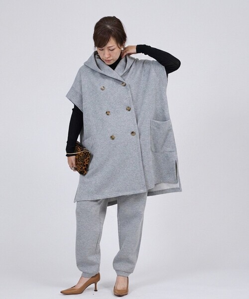 DESIGNWORKS(デザインワークス)の「【一部店舗限定】【セットアップ対応】接結ダブルフェイス半袖ジャケット(テーラードジャケット・レディース・グレー/ブラック/オフホワイト・フリー)」の9枚目の写真