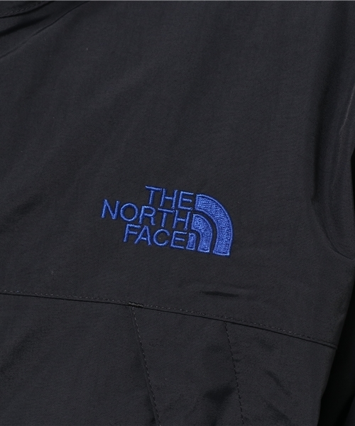THE NORTH FACE(ザノースフェイス)の「ザ・ノース・フェイス メンズマウンテンレインパーカー / スクープジャケット(マウンテンパーカー・メンズ・ブラック×ブルー/ダークネイビー/ブラック/ダークグレー/ブルー/カーキブラウン/クリアブルー/ネイビー・MEDIUM/SMALL/LARGE/X-LARGE)」の15枚目の写真