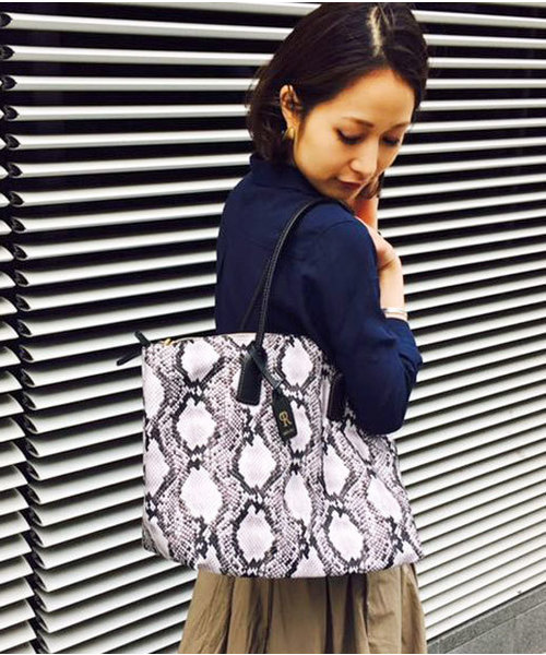 Roberta Pieri（ロベルタピエリ）の「【ROBERTA PIERI ロベルタピエリ】（トートバッグ・レディース・マスタード/その他23/その他21/ブラック・FREE）」の14枚目の写真