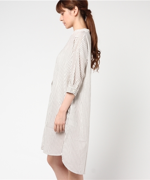 LBC(エルビーシー)の「刺繍ストライプワンピース (ワンピース・レディース・ブルー/ブラック/ホワイト・MEDIUM/LARGE)」の5枚目の写真