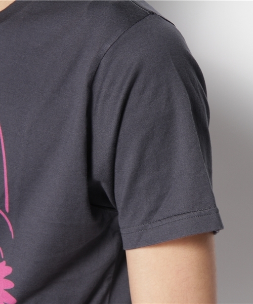 HYSTERIC GLAMOUR（ヒステリックグラマー）の「FLOWER GIRL pt T-SH（Tシャツ/カットソー・メンズ・レッド/ネイビー/ブラック・SMALL/MEDIUM/LARGE）」の7枚目の写真