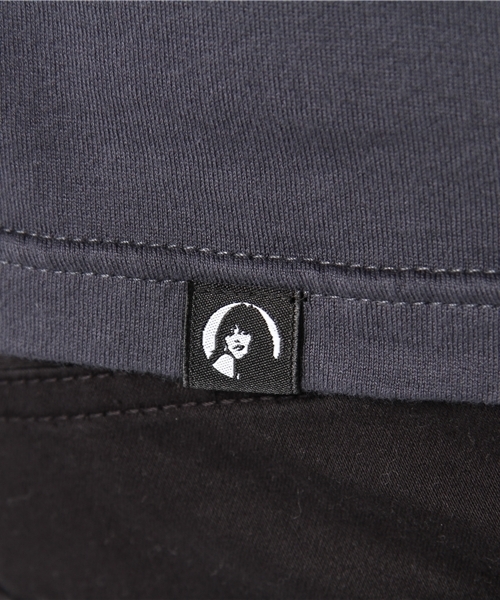 HYSTERIC GLAMOUR（ヒステリックグラマー）の「FLOWER GIRL pt T-SH（Tシャツ/カットソー・メンズ・レッド/ネイビー/ブラック・SMALL/MEDIUM/LARGE）」の9枚目の写真