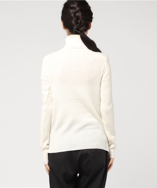 IENA　ウォッシャブルシルクタートルネック sof.】ふわふわシルクのつけるタートルネック | & Silk
