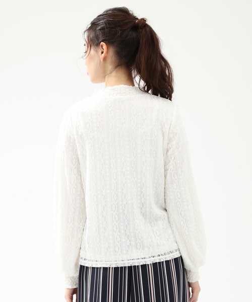 Honeys（ハニーズ）の「総レースハイネックプルオーバー（Tシャツ/カットソー・レディース・ブラック/サックスブルー/アイボリー/ラベンダー・L/M/S）」の7枚目の写真